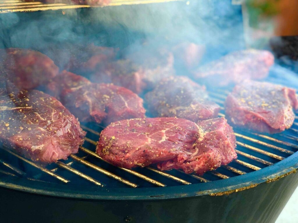 https://cms.grillagrills.com/wp-content/uploads/2018/02/27625179_10216146020783677_6788863188920286030_o-1024x768.jpg