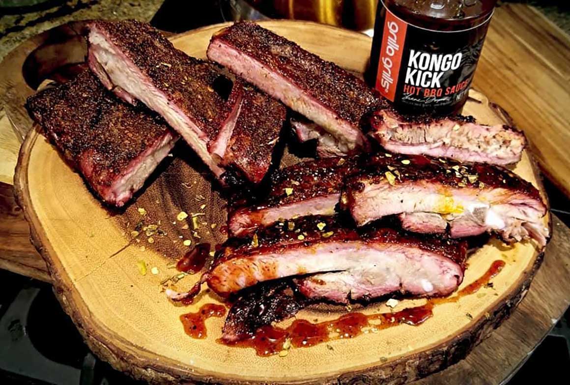 plate of ribs with kongo kick sauce